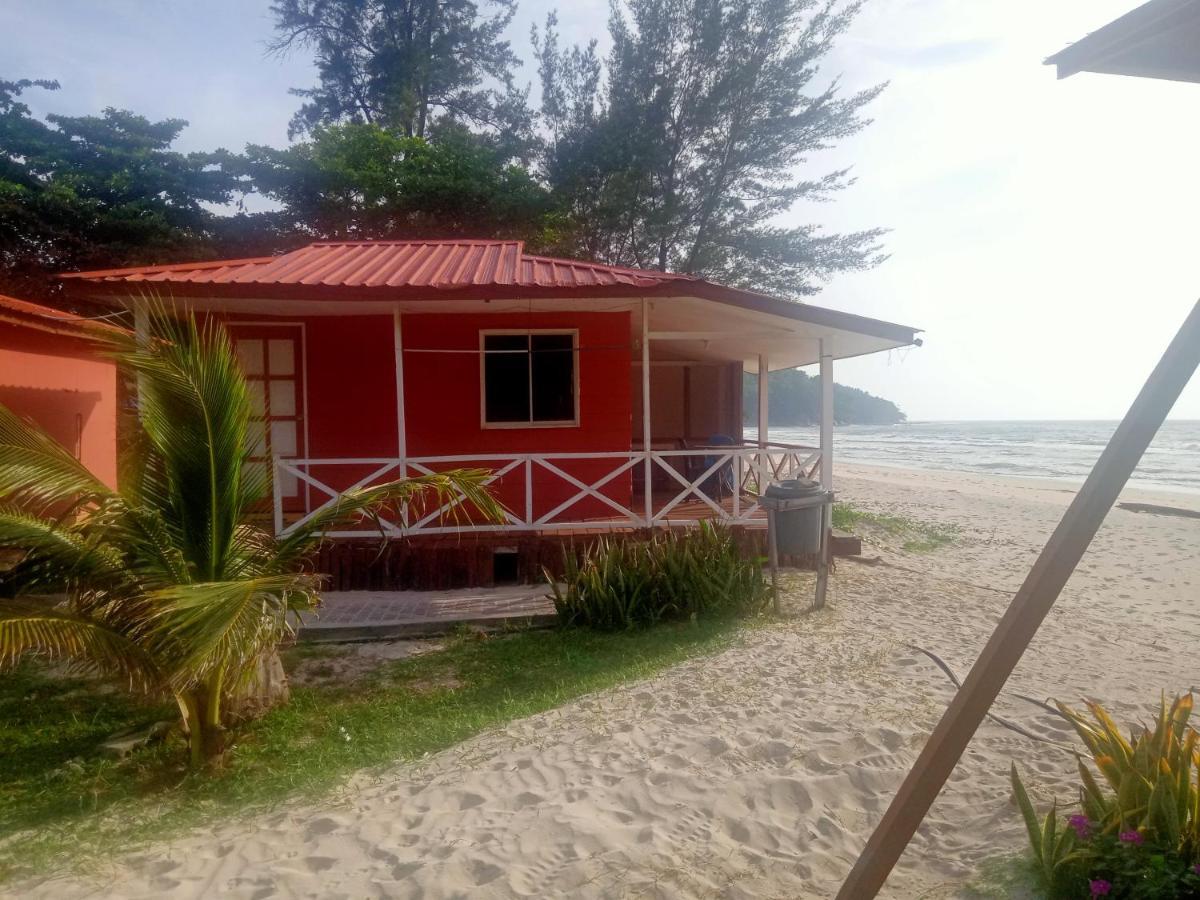Tumombuvoi Homestay Tiga Papan Екстер'єр фото